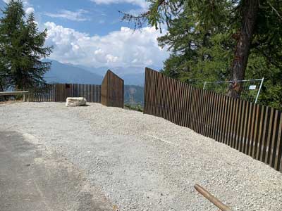 Recinzioni in legno e ferro